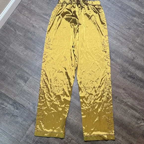 Taylor Swift Fearless Gold pajama Pants with Embroidery - Picture 9 of 13